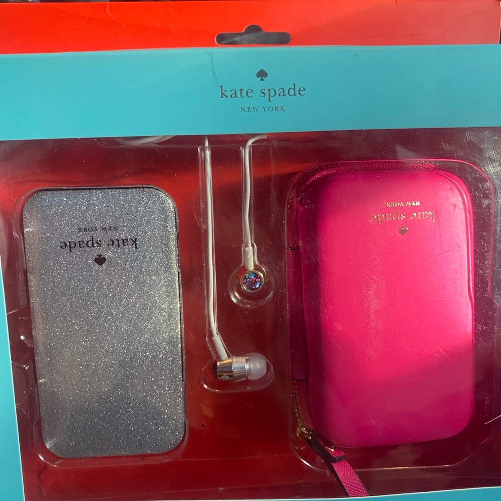 NIB Kate Spade Phone charge/earbuds/case